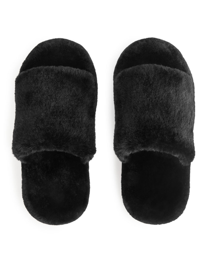 Faux Fur Slippers - Black