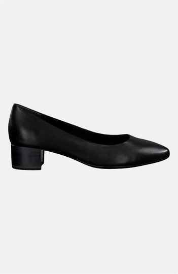 Skinnpumps