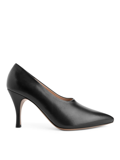 High-Vamp Leather Pumps - Black
