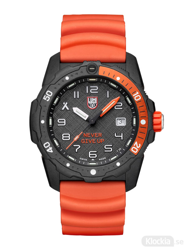 Luminox Bear Grylls Survival Never Give Up XB.3729.NGU - Äventyrsklocka