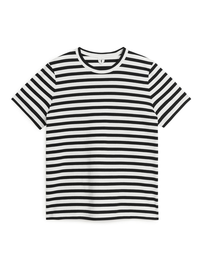 Short-Sleeve T-Shirt - Black