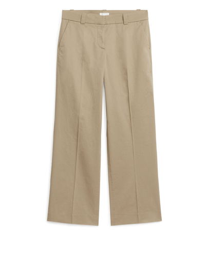Low-Waist Chinos - Beige