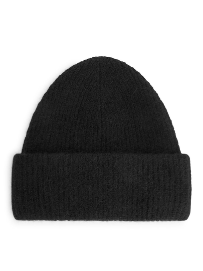 Classic Beanie - Black