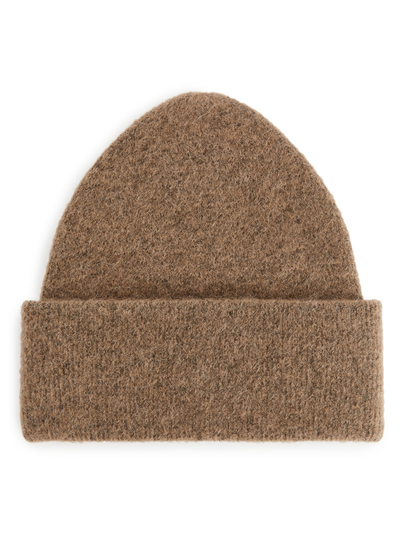 Pom-Pom Beanie - Yellow