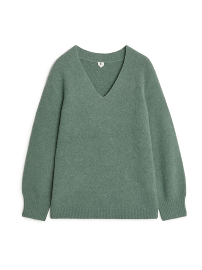 Alpaca V-Neck Sweater - Green