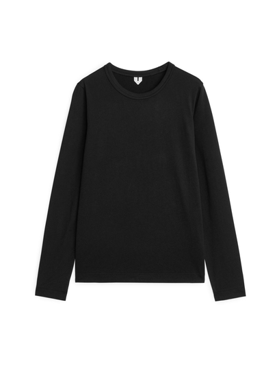 Long-Sleeved T-Shirt - Black