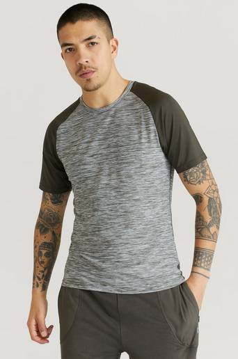 Studio Total Athleisure T-shirt Raglan Melange Tee Grön