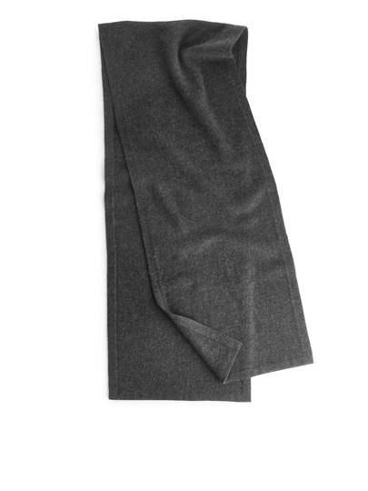 Knitted Boiled-Wool Scarf - Grey