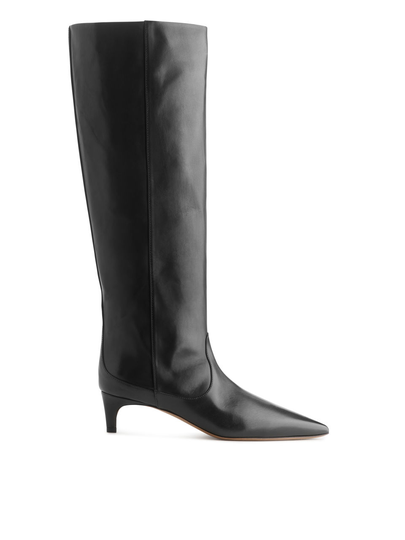Pointed Kitten-Heel Boots - Black