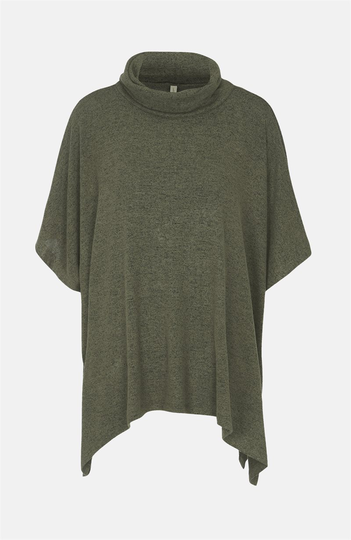 Supermjuk poncho Biara