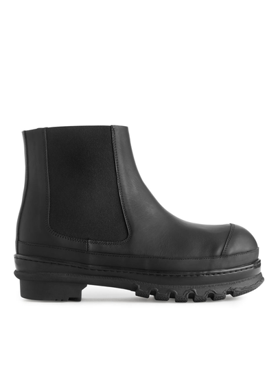 Low-Cut Leather Boots - Black