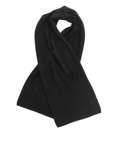 Knitted Cashmere Scarf - Black