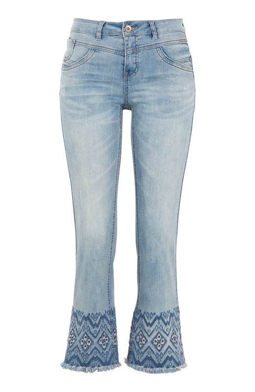 Cream Ankeljeans med brodyr Analis Blå denim